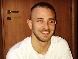 Bomber94's profile picture
