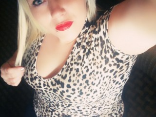 FindomFemGoddess's profile picture