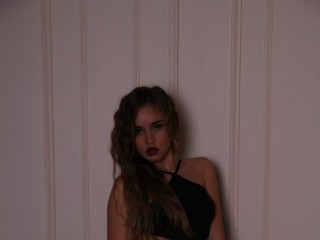 MissLovelyX's profile picture