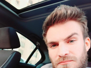 MrDeluxe's profile picture