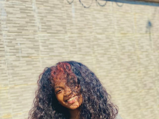 Myriem's profile picture