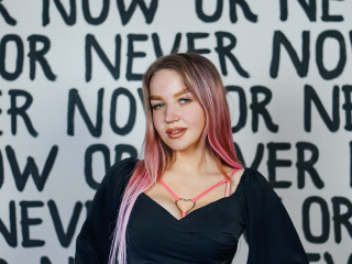 TiffanyLevison's profile picture