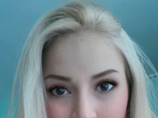 UrSweetBlond's profile picture