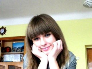 YourQueenX's profile picture