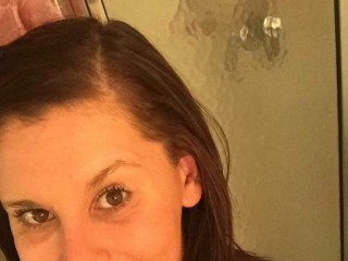 cutebrunette's profile picture