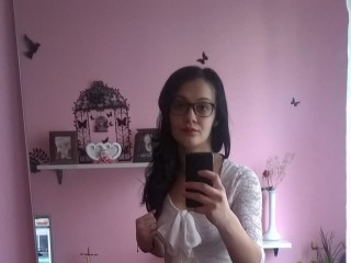 lovemonica's profile picture